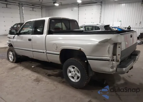 1997 Dodge Ram 1500 St z USA, uszkodzony, nr VIN 3B7HF13Y6VG778752